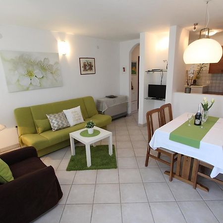 Apartment Irena Pula Ngoại thất bức ảnh