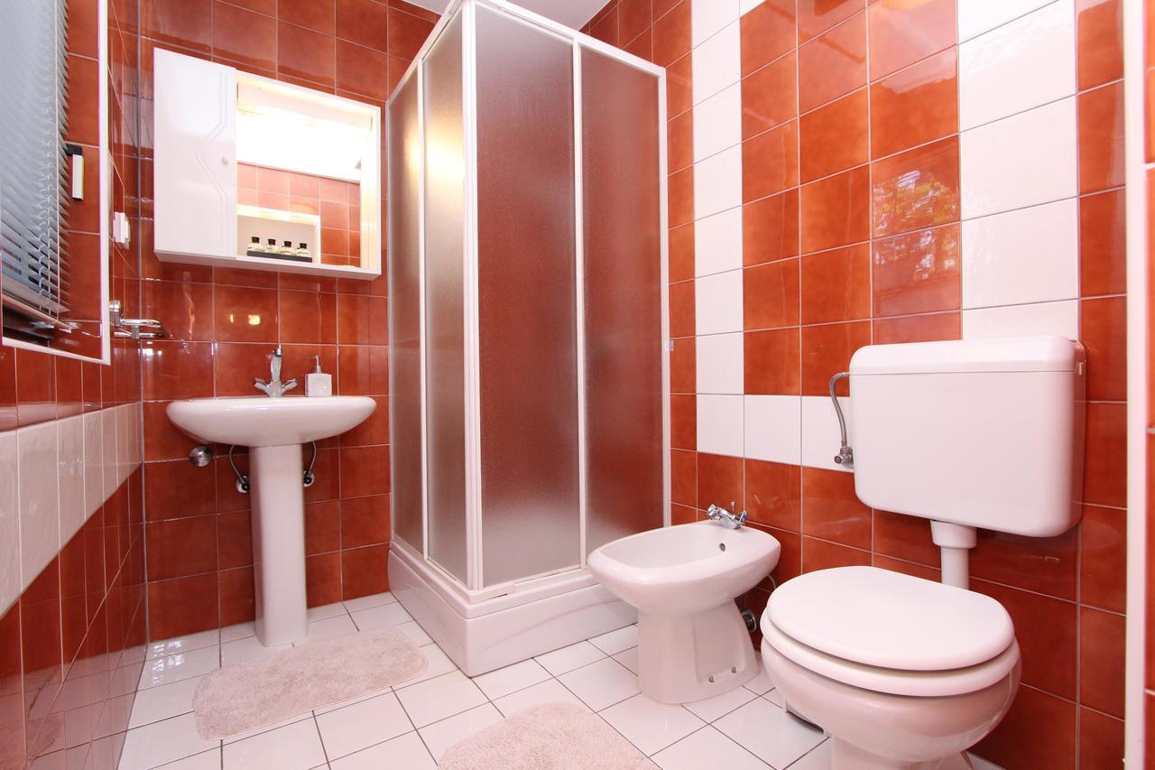 Apartment Irena Pula Ngoại thất bức ảnh