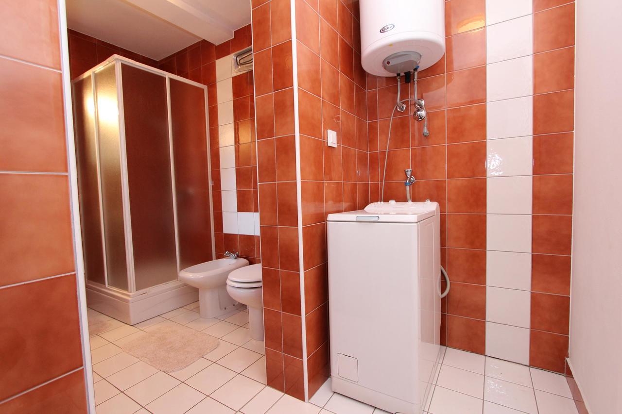 Apartment Irena Pula Ngoại thất bức ảnh